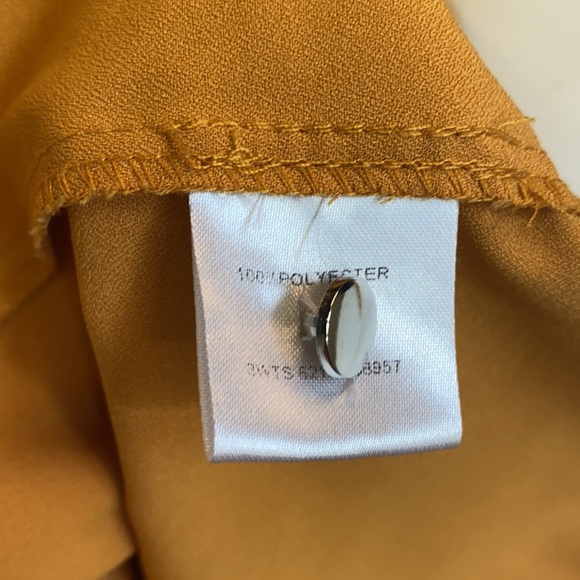 Mustard Yellow Sleeveless Blouse - Picture 4 of 8